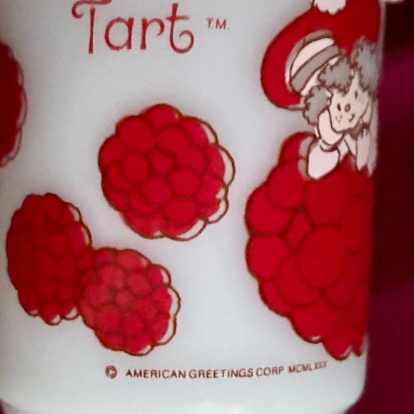 ANCHOR Hocking Fire King MCM Rare 1980’s Raspberry Tart Milk Glass Mug - Picture 4 of 7